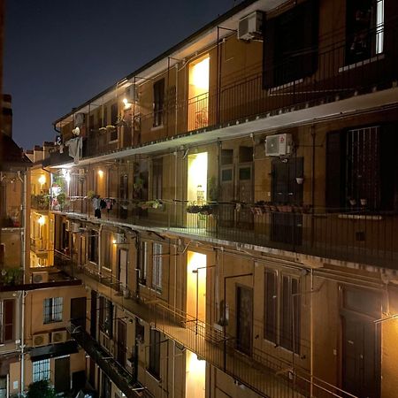 De Sura - La Terrazza Sul Naviglio Apartman Milánó Kültér fotó