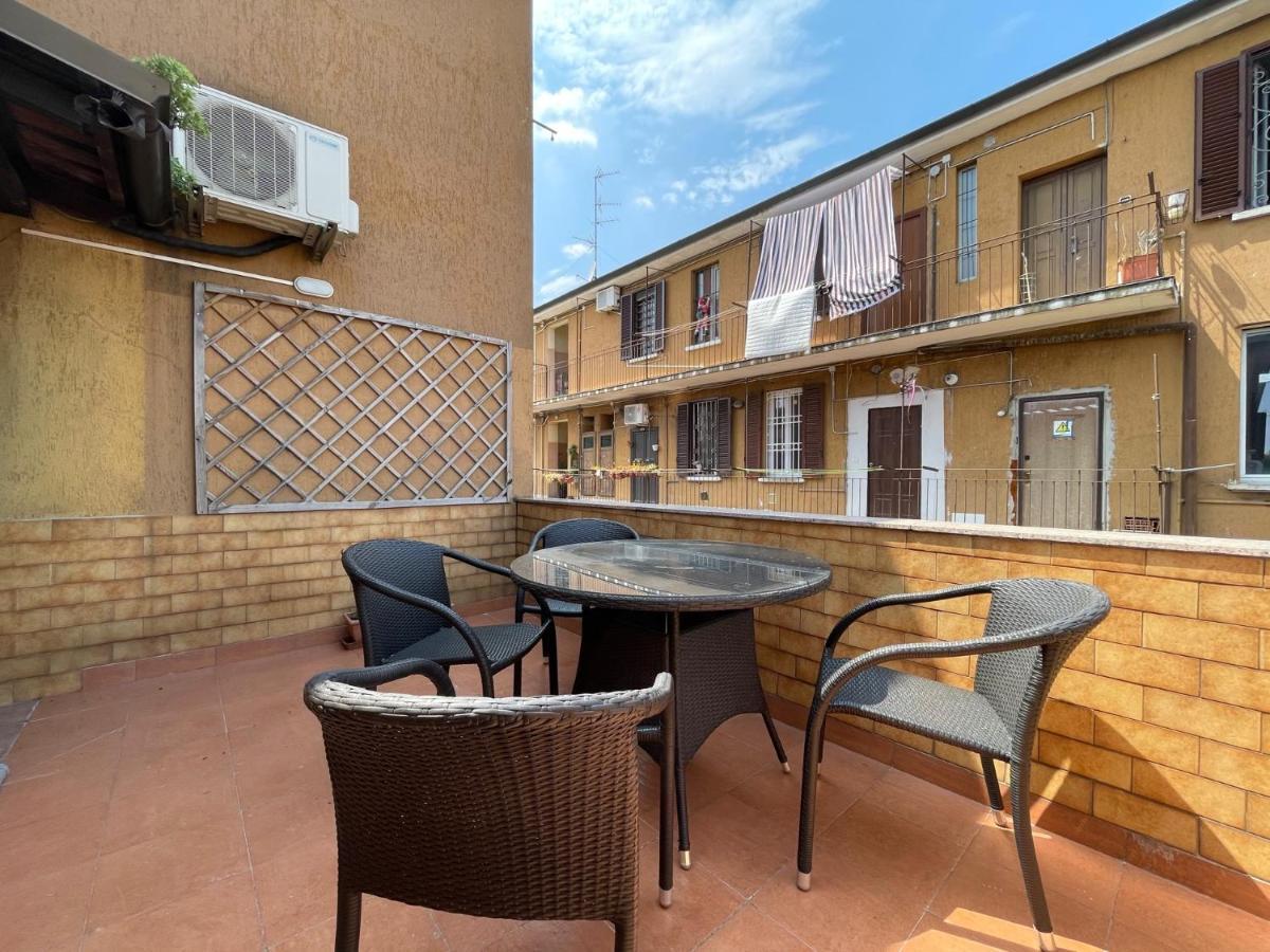 De Sura - La Terrazza Sul Naviglio Apartman Milánó Kültér fotó